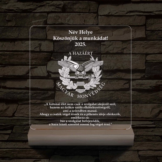 Katonai Emléklámpa – Magyar Honvédség Logóval 3D LED 7 Színű Fa Talppal