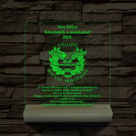 Katonai Emléklámpa – Magyar Honvédség Logóval 3D LED 7 Színű Fa Talppal