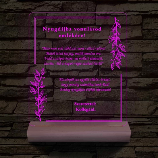 Nyugdíjazási Emléklámpa Személyre Szabott Szöveggel 3D LED 7 Színű Fa Talppal 