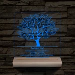 Leveles osztályfa fatalppal 7 színű 3D led lámpa