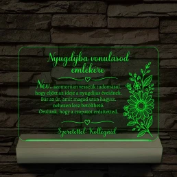 Nyugdíjazási Emléklámpa Személyre Szabott Szöveggel 3D LED 7 Színű Fa Talppal 